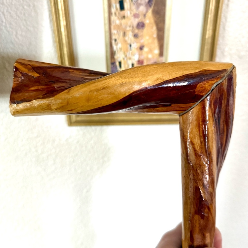 Handcrafted Diamond Willow Walking Stick - Picture 4 of 7